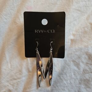 NWT: RW & CO. Silver coloured dangly Hook Earrings; Plastic Backings; Bag incl.